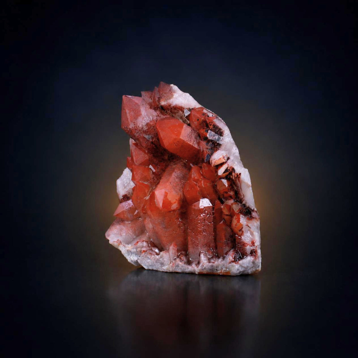 Natural Red Hematite Quartz Mineral Specimen 10 × 7 × 3 cm, 230 g