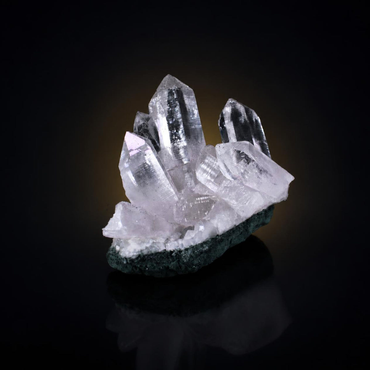 Natural Himalayan Quartz Mineral Specimen 13 × 9 × 8 cm 1230 g