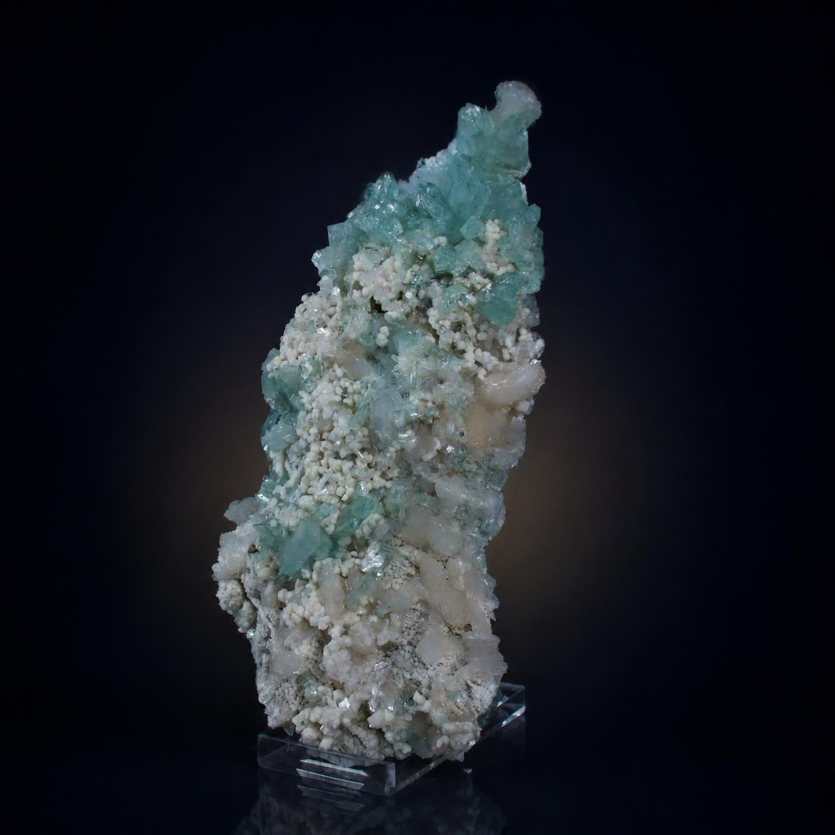 Natural Green Apophyllite with Heulandite &amp; Scolecite Crystal Specimen – India