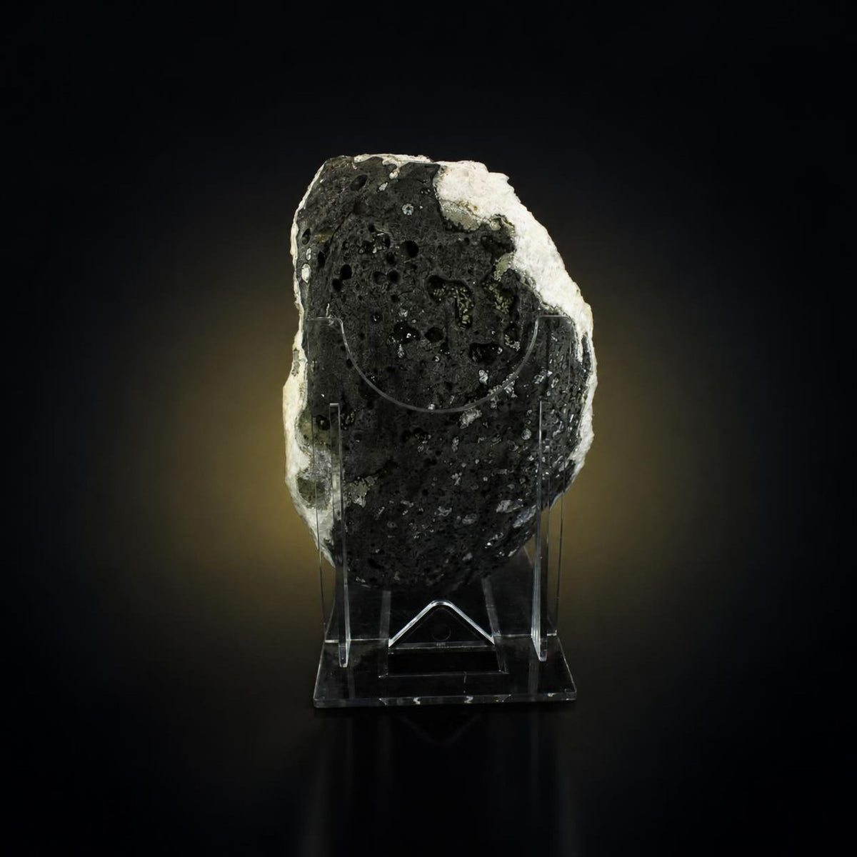 Apophyllite and Stilbite specimen — India, 640 g.