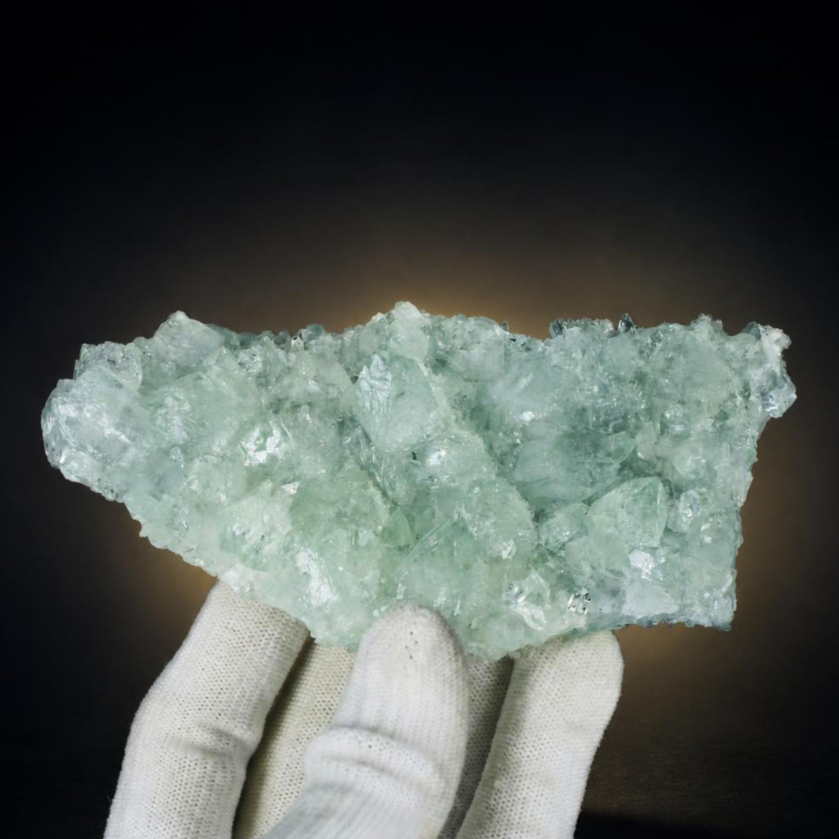 Apophyllite specimen — India, 130 g.
