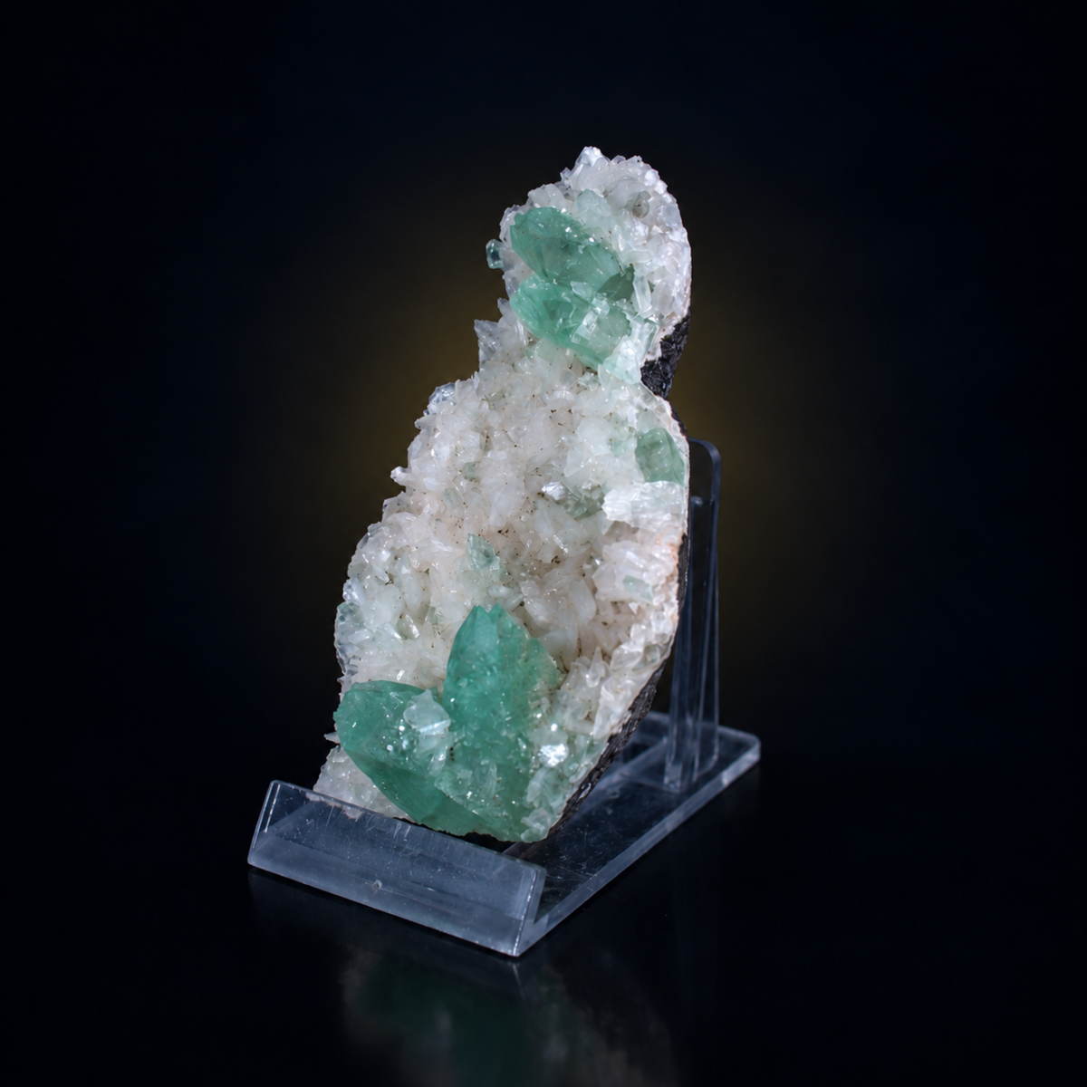 Natural Green Apophyllite with Stilbite Crystal Cluster – 100 g