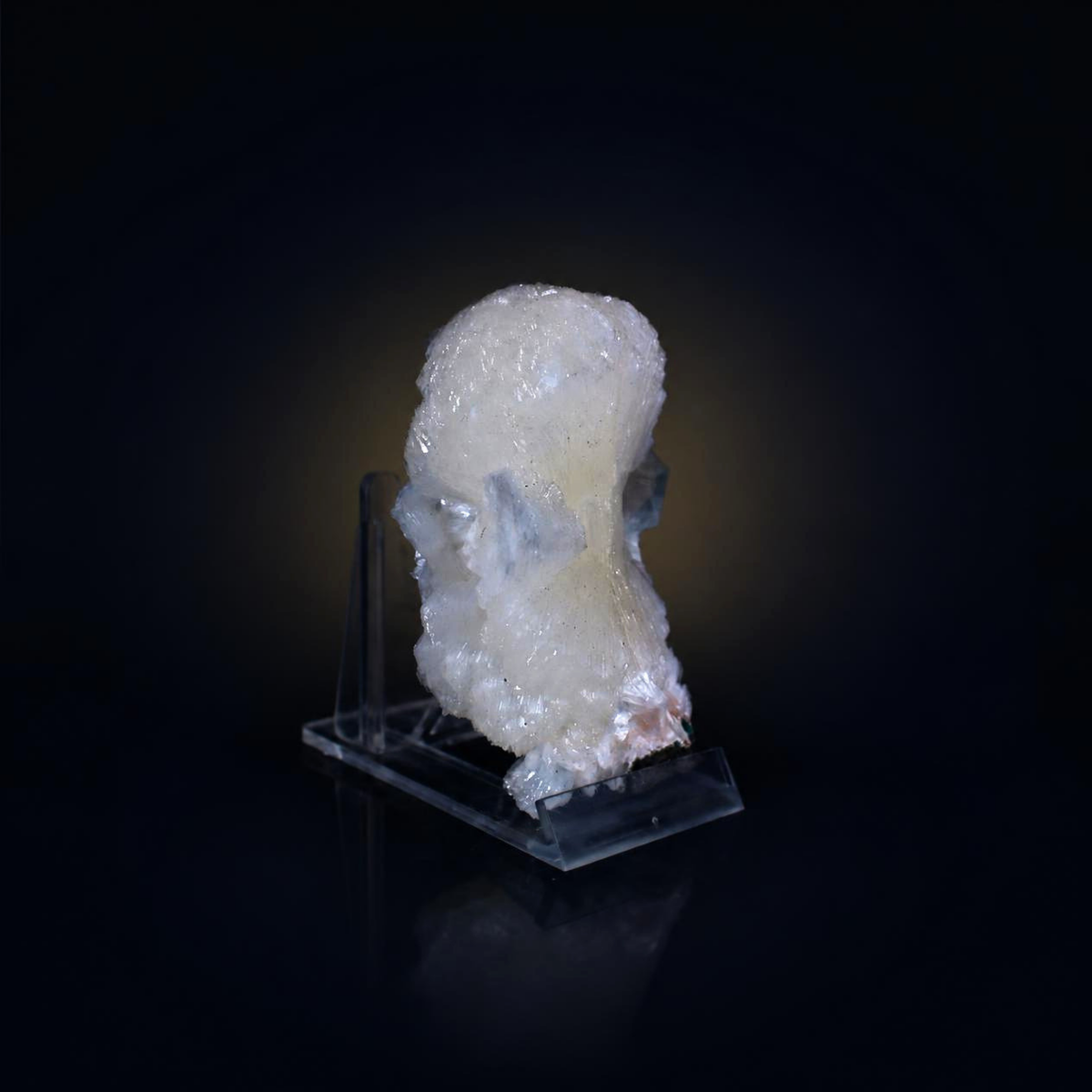 Stilbite & Heulandite Crystal Cluster  8 × 7 × 4 cm | 190 g
