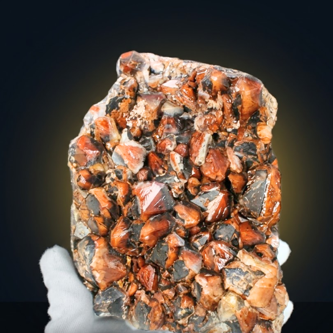 Red Amethyst with Hematite — “Alien” Formation · 1040 g · 12 × 9 × 6 cm · India