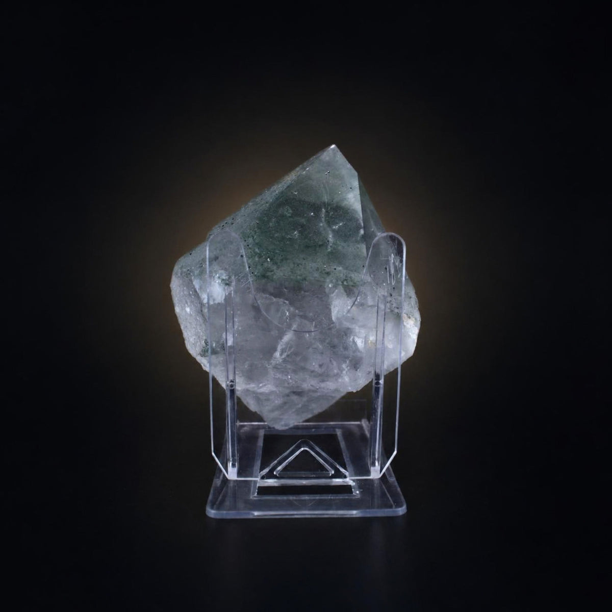 Natural Green Himalayan Quartz Mineral Specimen 12 × 11 × 10 cm 840 g