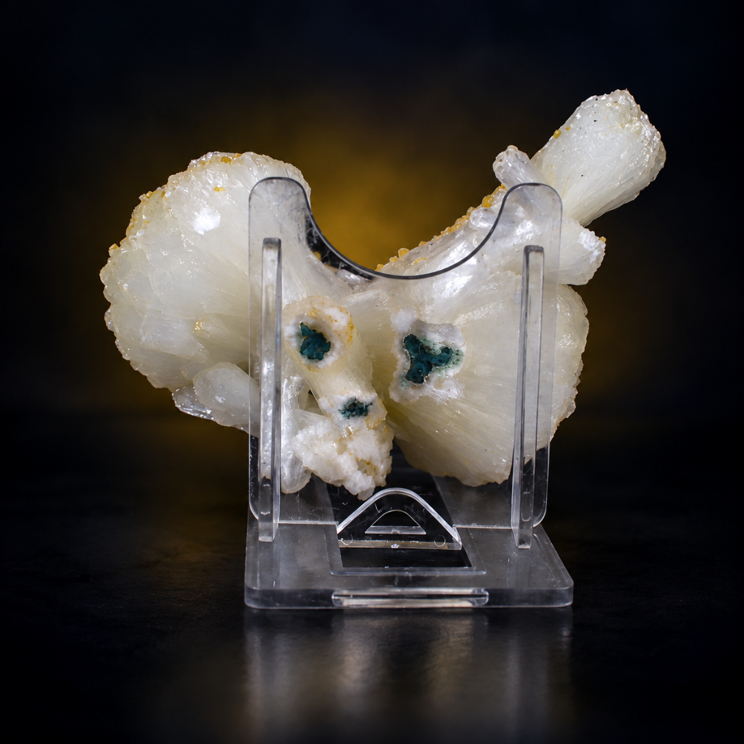 Natural Heulandite Crystal Mineral Specimen – 90g