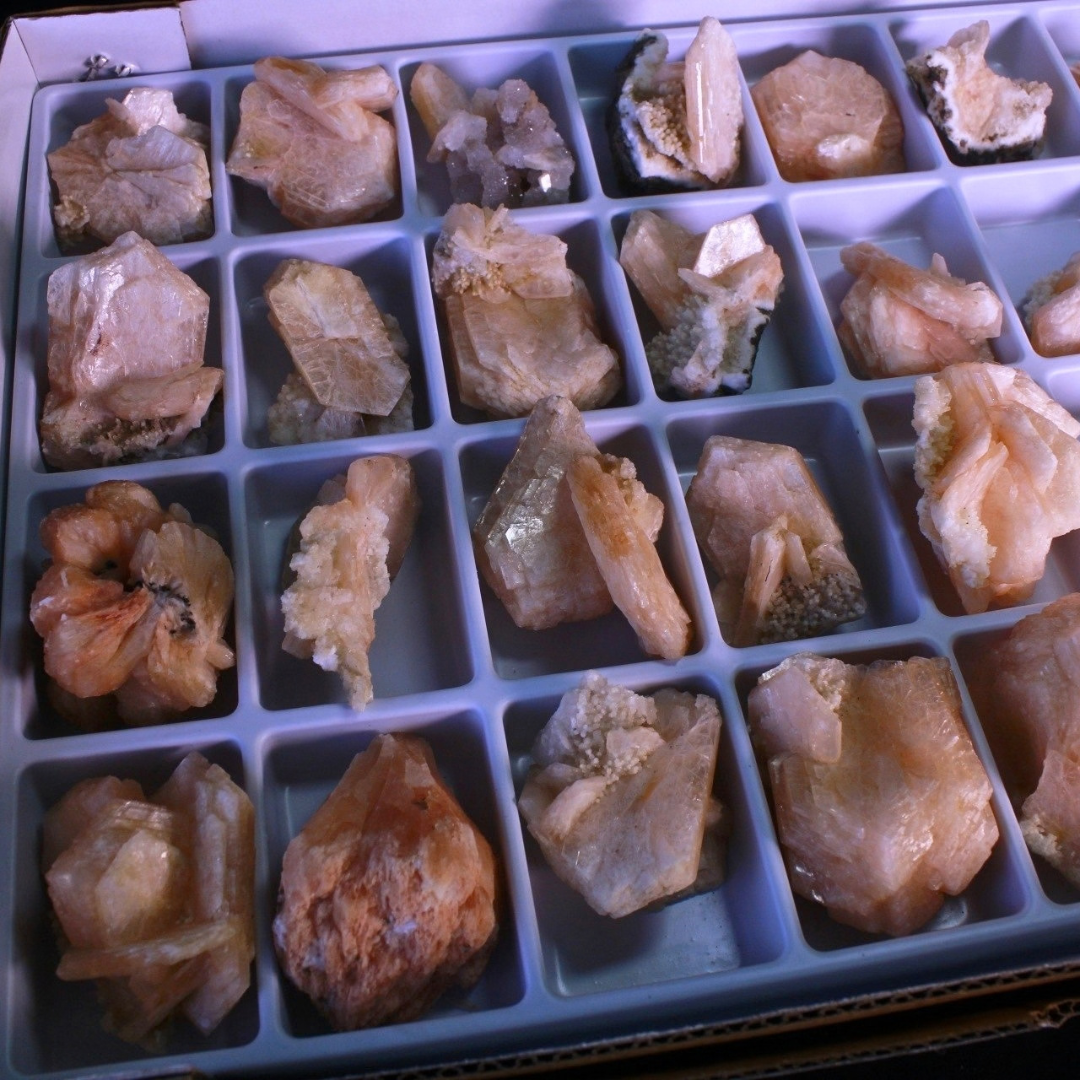 Natural Orange Stilbite &amp; Heulandite Crystal Lot – 32 Pieces from India