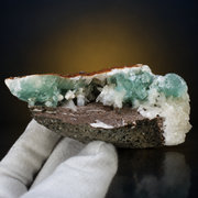 Apophyllite specimen — India, 140 g.