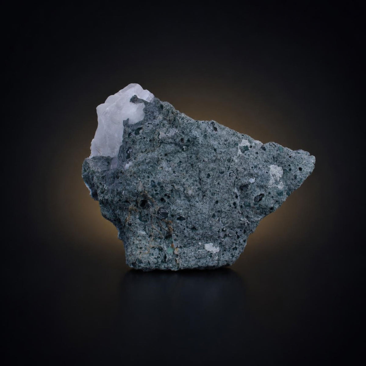 Natural Prehnite and Chalcedony Mineral Specimen  15 × 10 × 4 cm 820 g