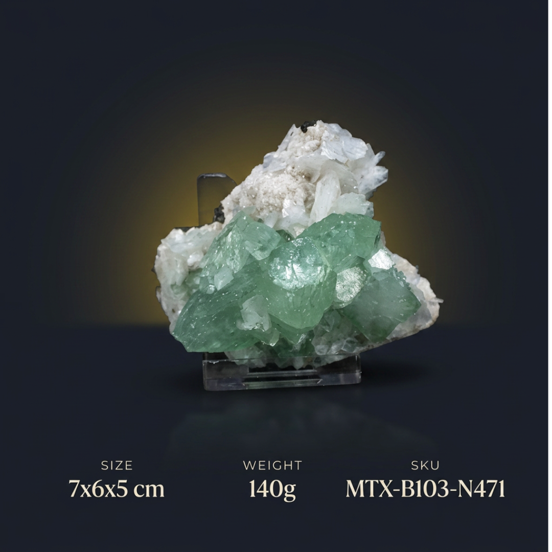 Apophyllite specimen — India, 140 g.