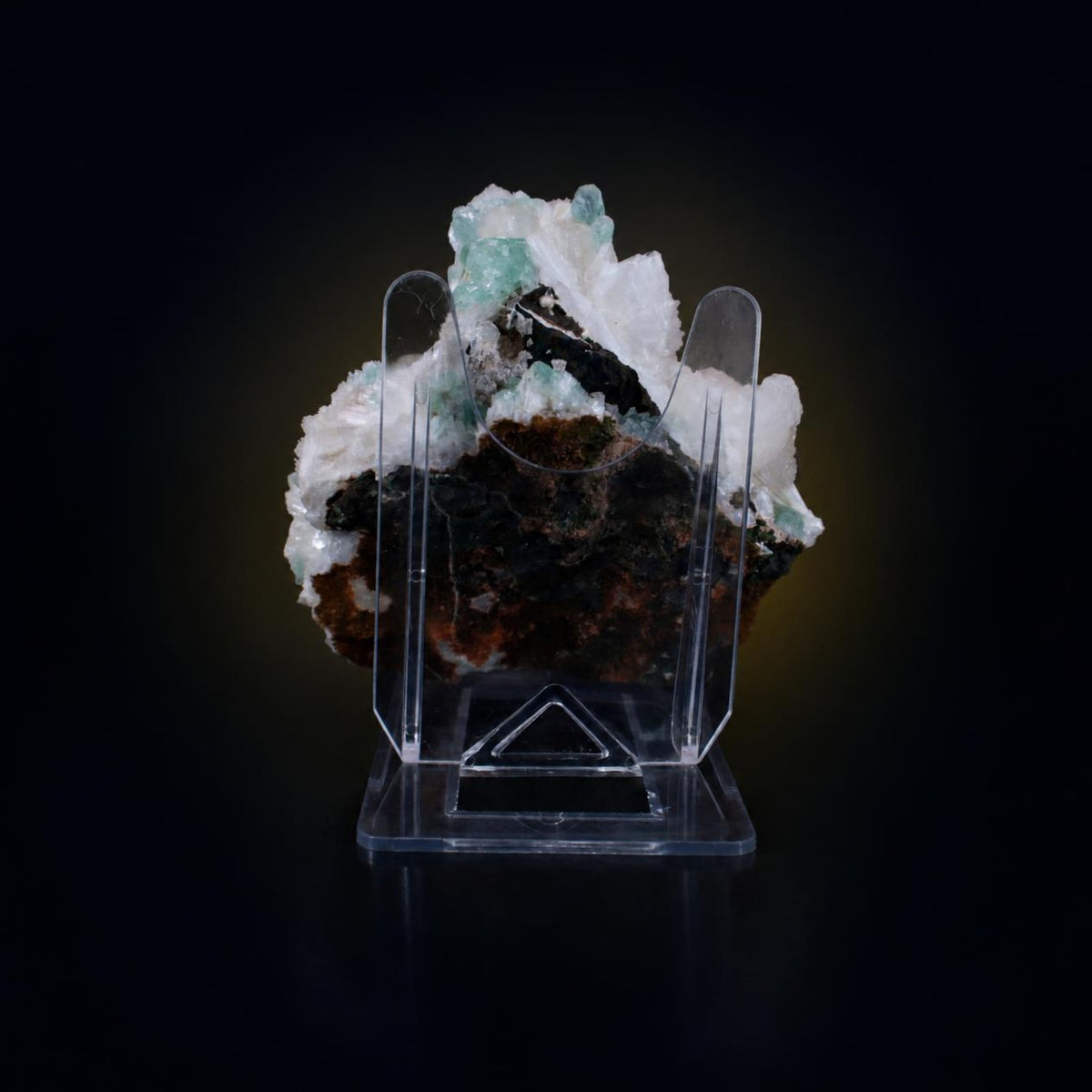 Natural Green Apophyllite with Stilbite & Scolecite Crystal Specimen – 600 gm | 11 × 10 × 5 cm