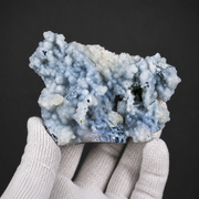 Chalcedony specimen — India, 250 g.