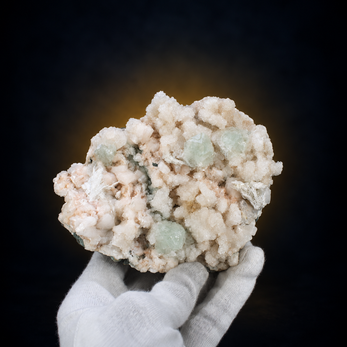 Natural Green Apophyllite with Stilbite and Heulandite – 560 g