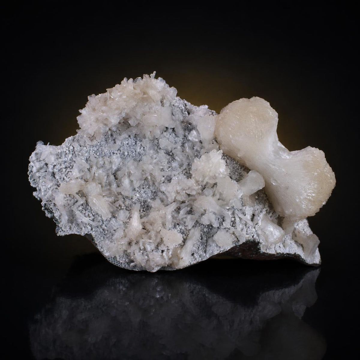 Stilbite with Heulandite · 660 g · Approx. 19 × 9 × 7 cm