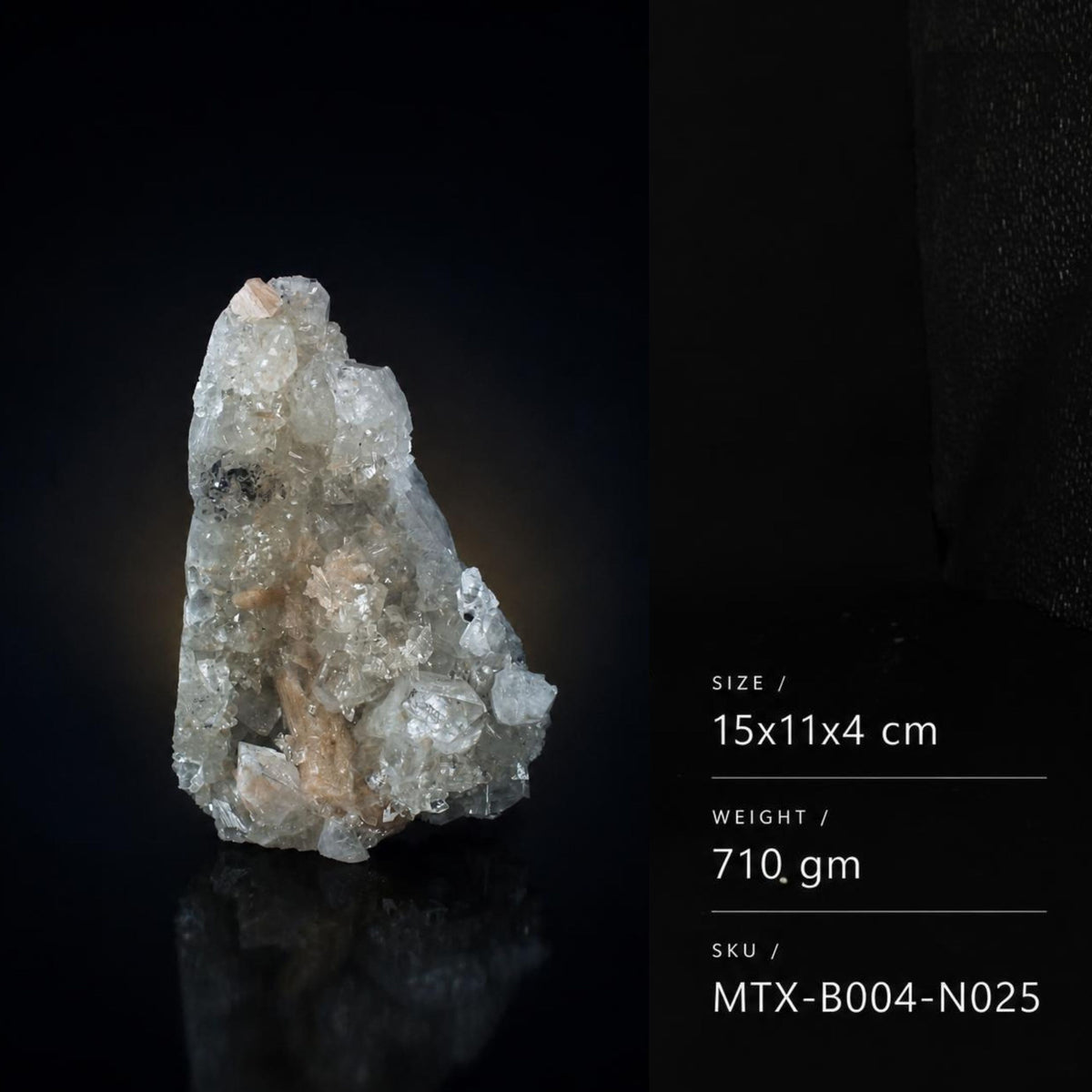Apophyllite specimen — India, 710 g.