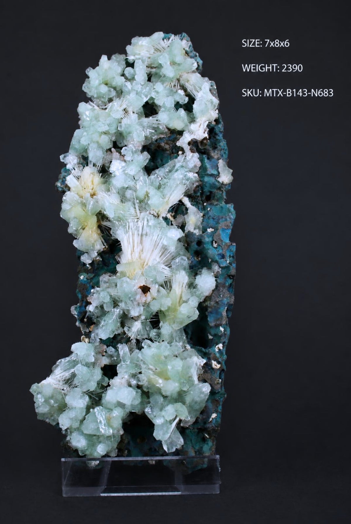 Apophyllite and Stilbite and Scolecite specimen — India, 1200 g.