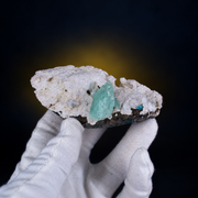Green Apophyllite on Mordenite Matrix · 150 g · 11 × 5 × 5 cm · India