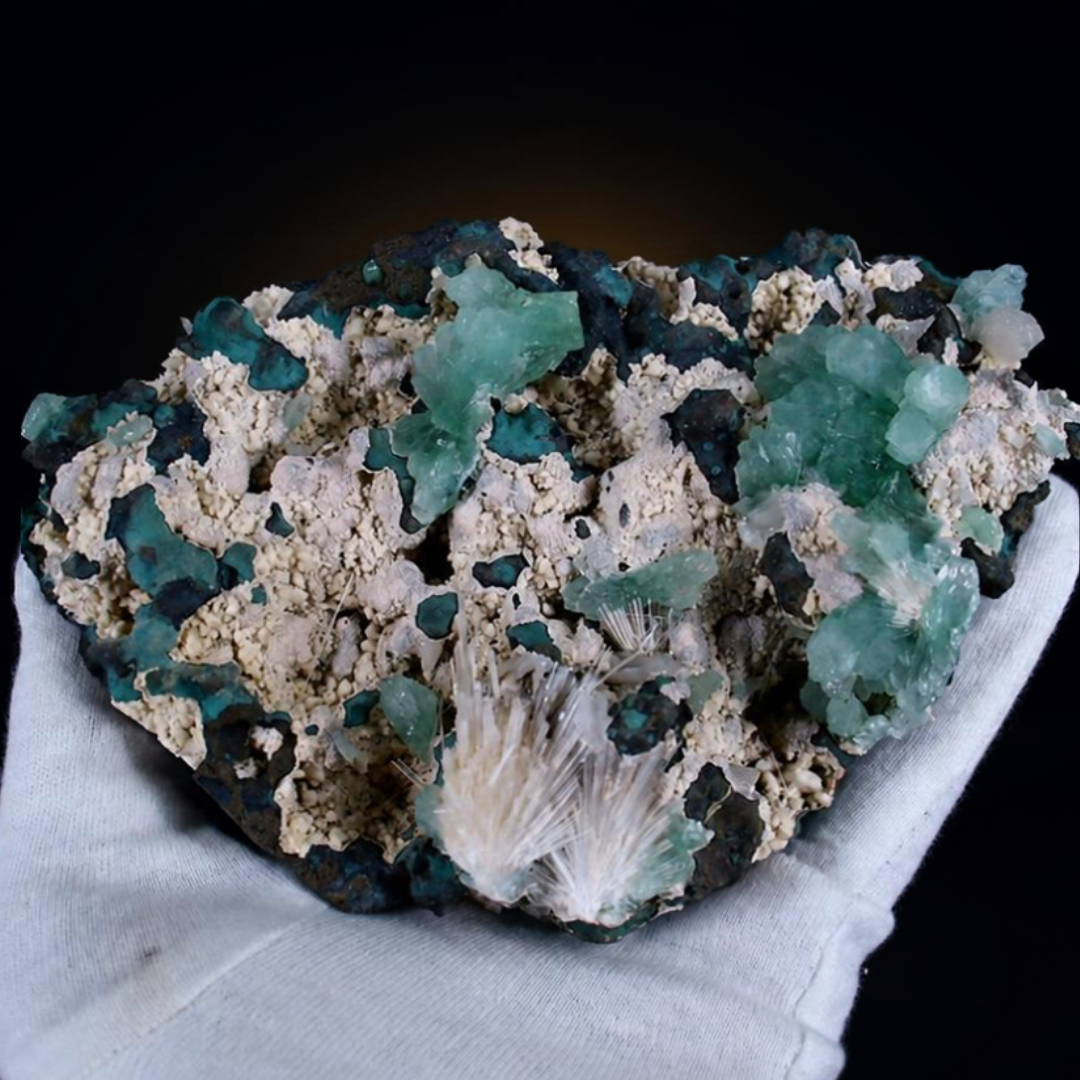 Green Tabular Acicular Apophyllite on Rocky Matrix · 600 g · 16 × 11 × 6 cm