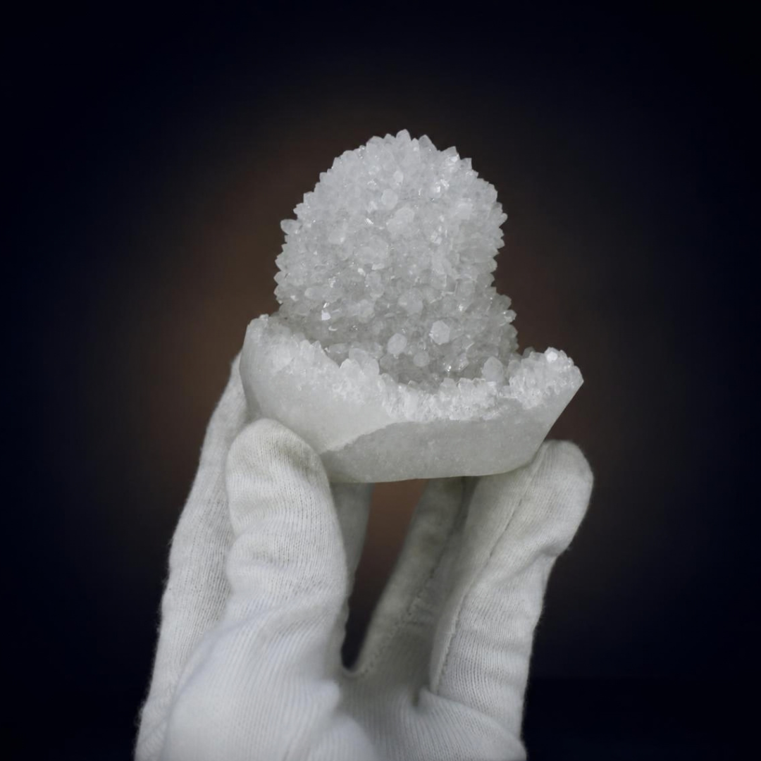 Natural Quartz Crystal Mineral Specimen – India