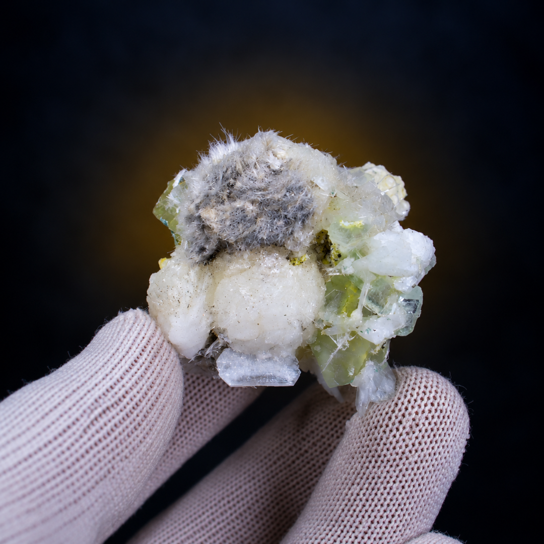 Natural Apophyllite with Heulandite &amp; Okenite Mineral Specimen – 90g