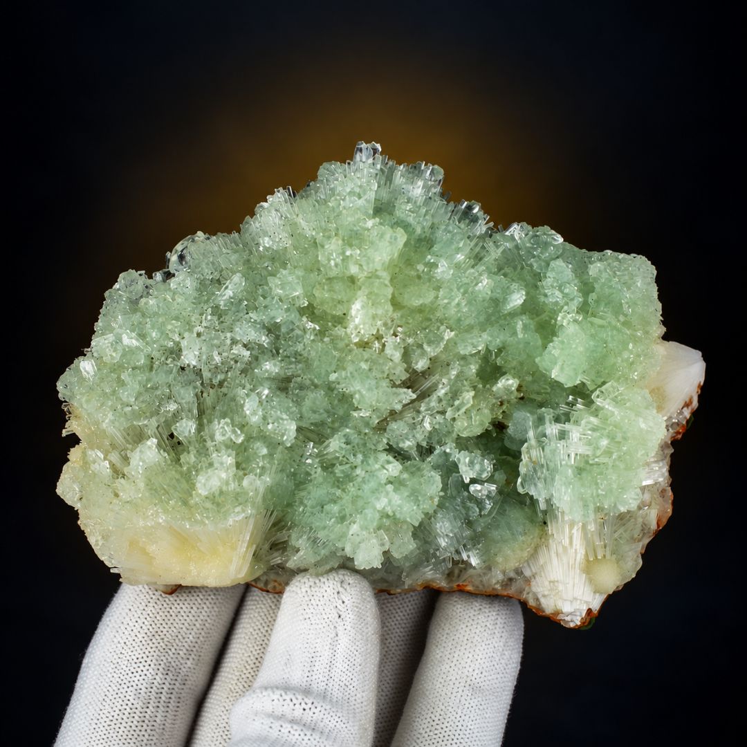Apophyllite specimen — India, 300 g.