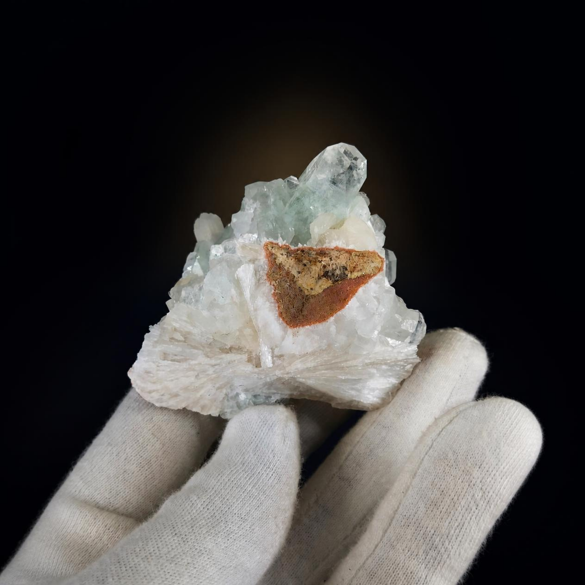 Apophyllite & Stilbite on Heulandite Matrix  8×6×4 cm | 110g