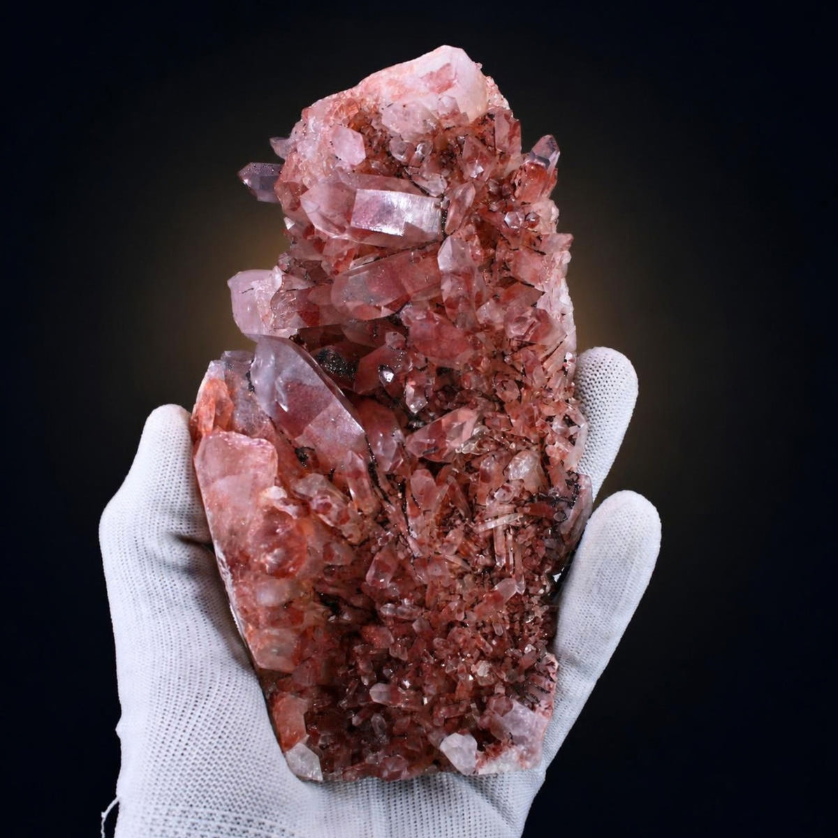 Natural Red Phantom Quartz Mineral Specimen 18 × 8 × 5 cm 820 g