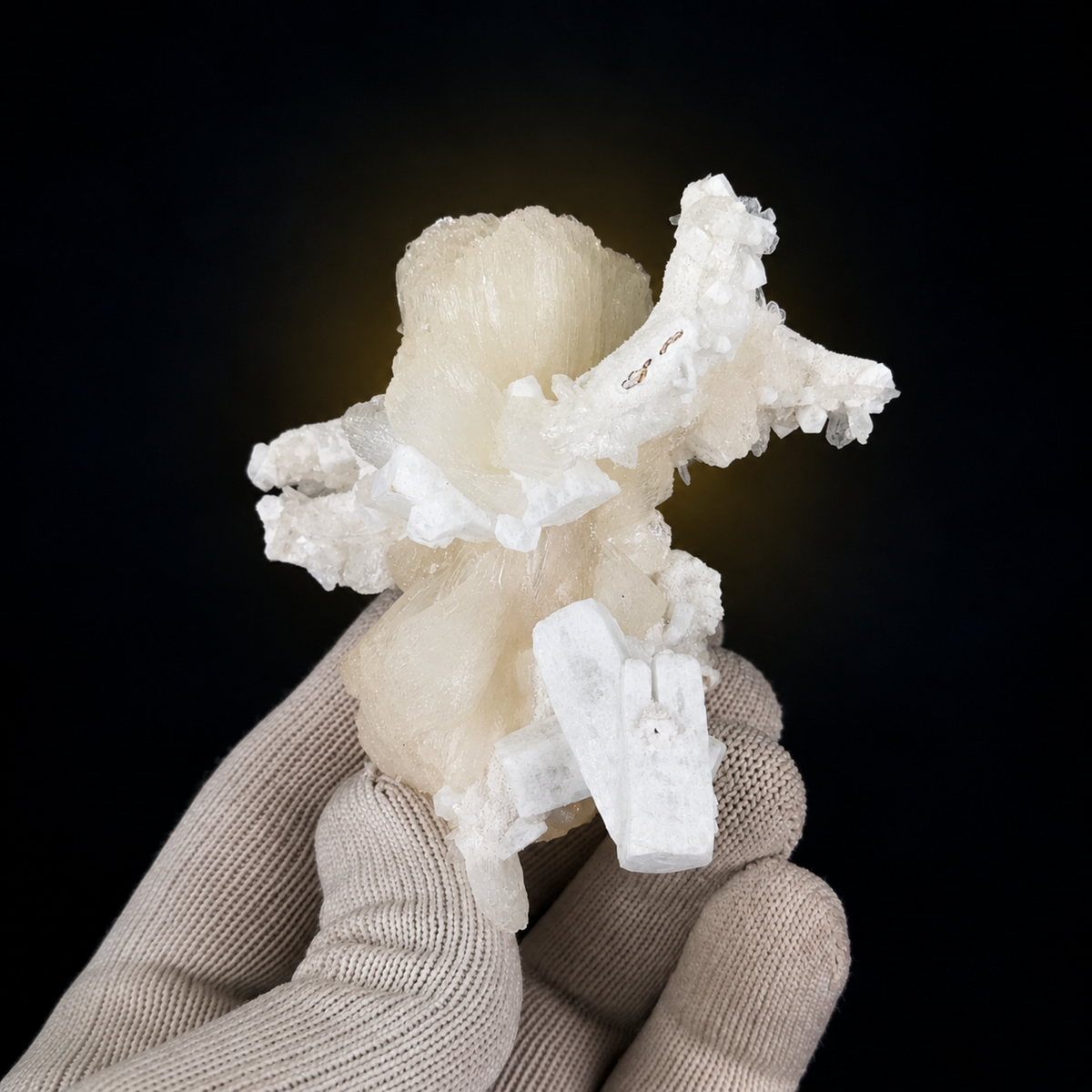 Natural Stilbite with Heulandite Crystal Cluster – 240 g