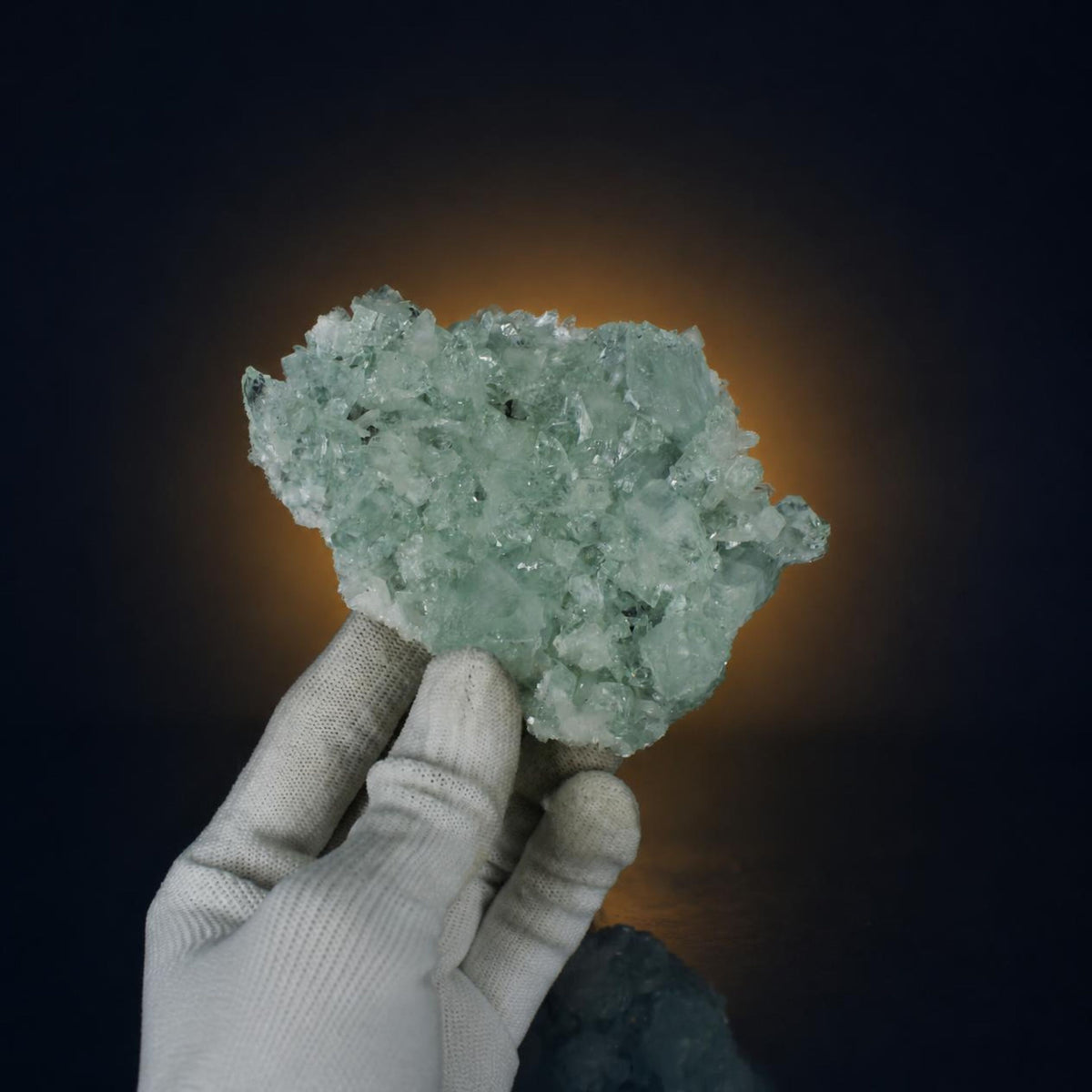 Apophyllite specimen — India, 90 g.