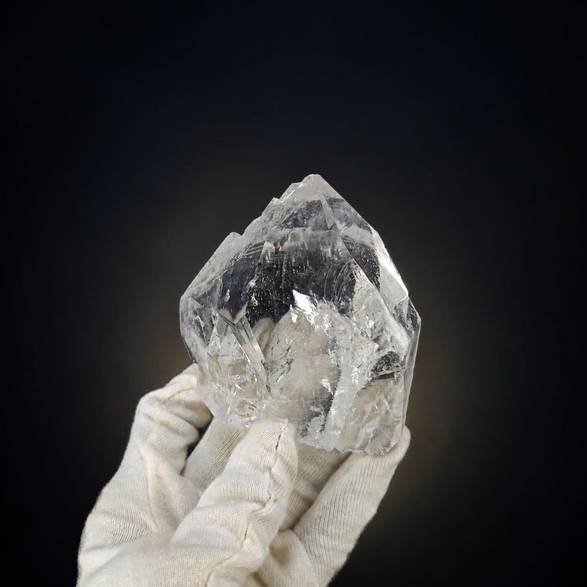 Natural Himalayan Quartz Mineral Specimen 10 × 9 × 3 cm330 g