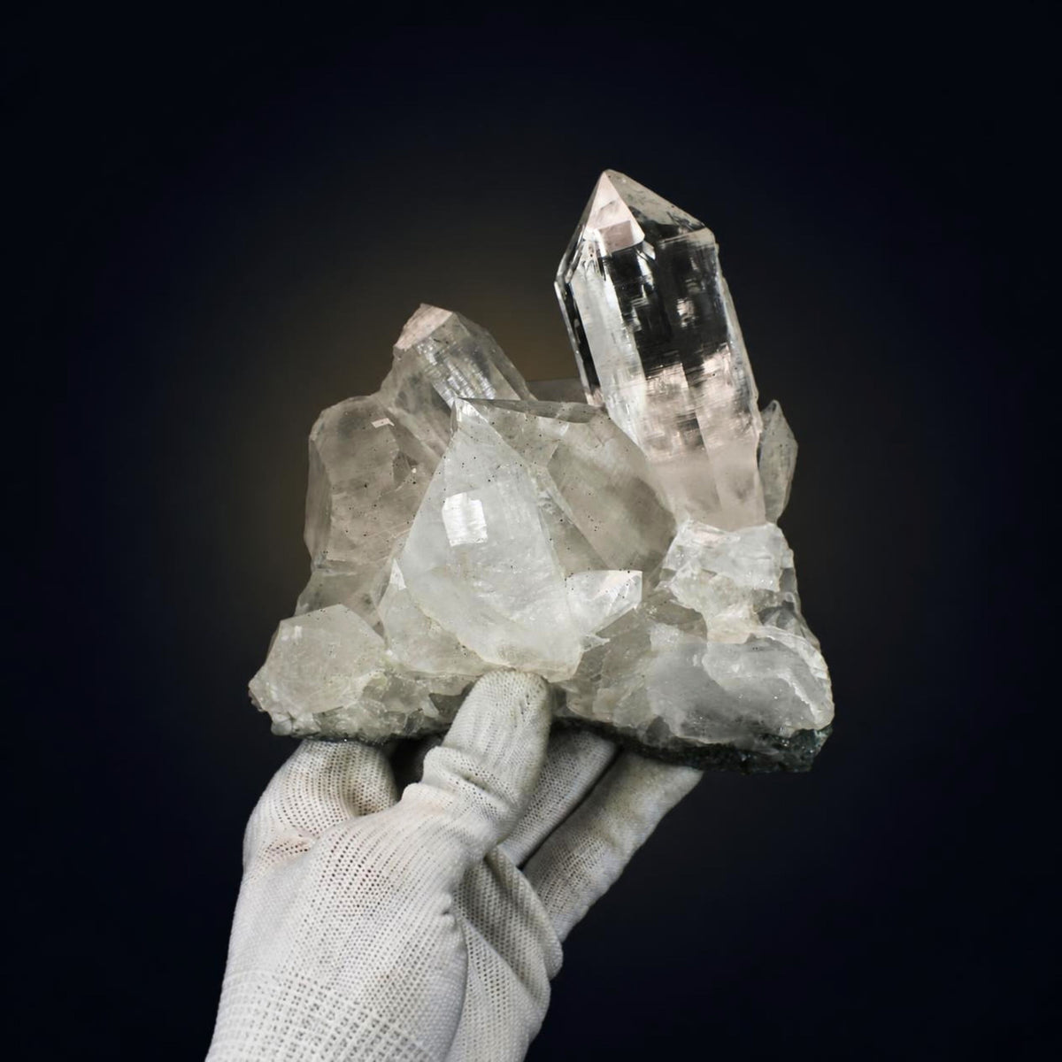 Natural Himalayan Quartz Mineral Specimen 12 × 11 × 5 cm 1000 g