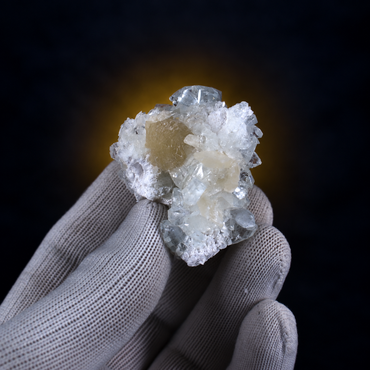 Natural Apophyllite with Stilbite Crystal Cluster – 40 g