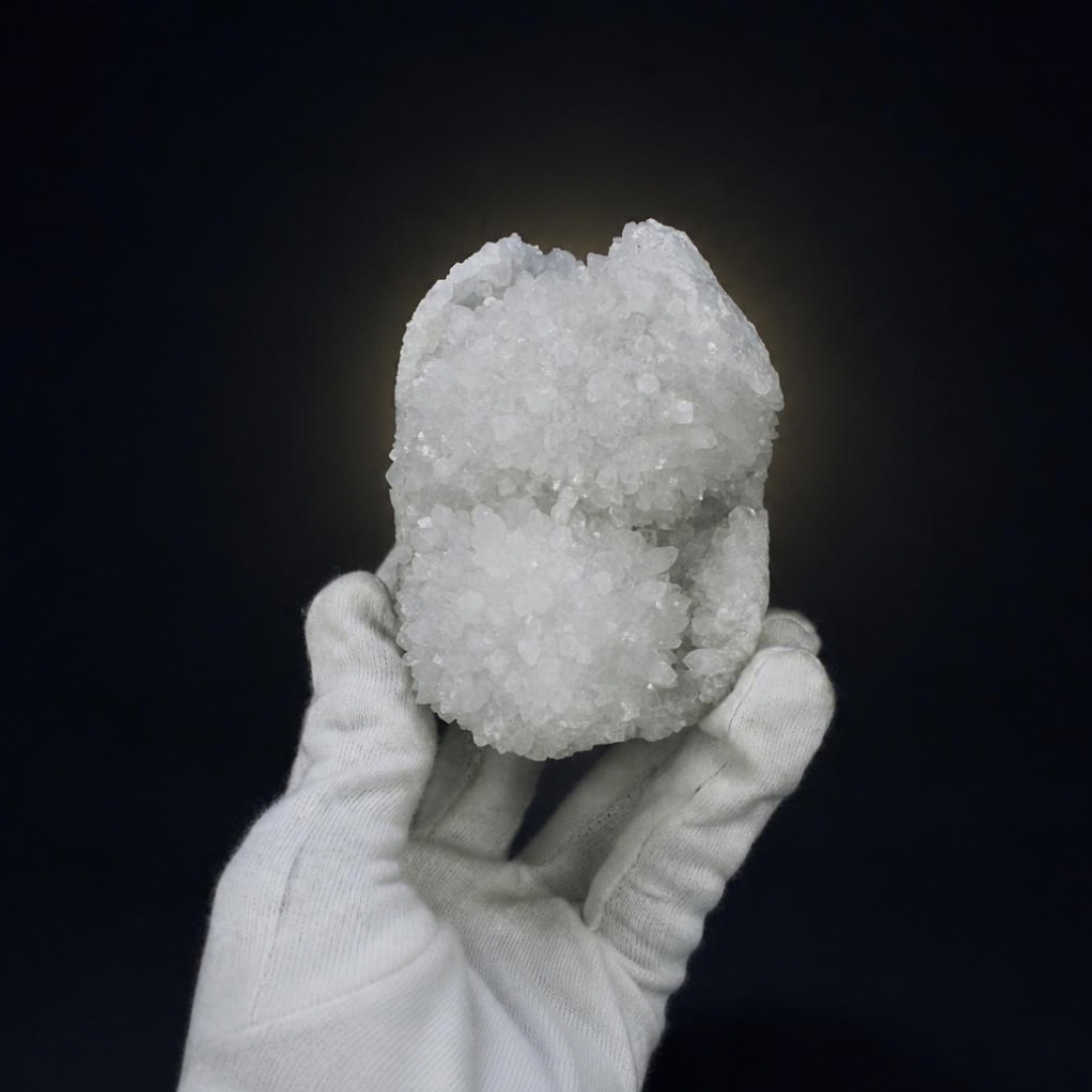 Natural Quartz Crystal Mineral Specimen – India