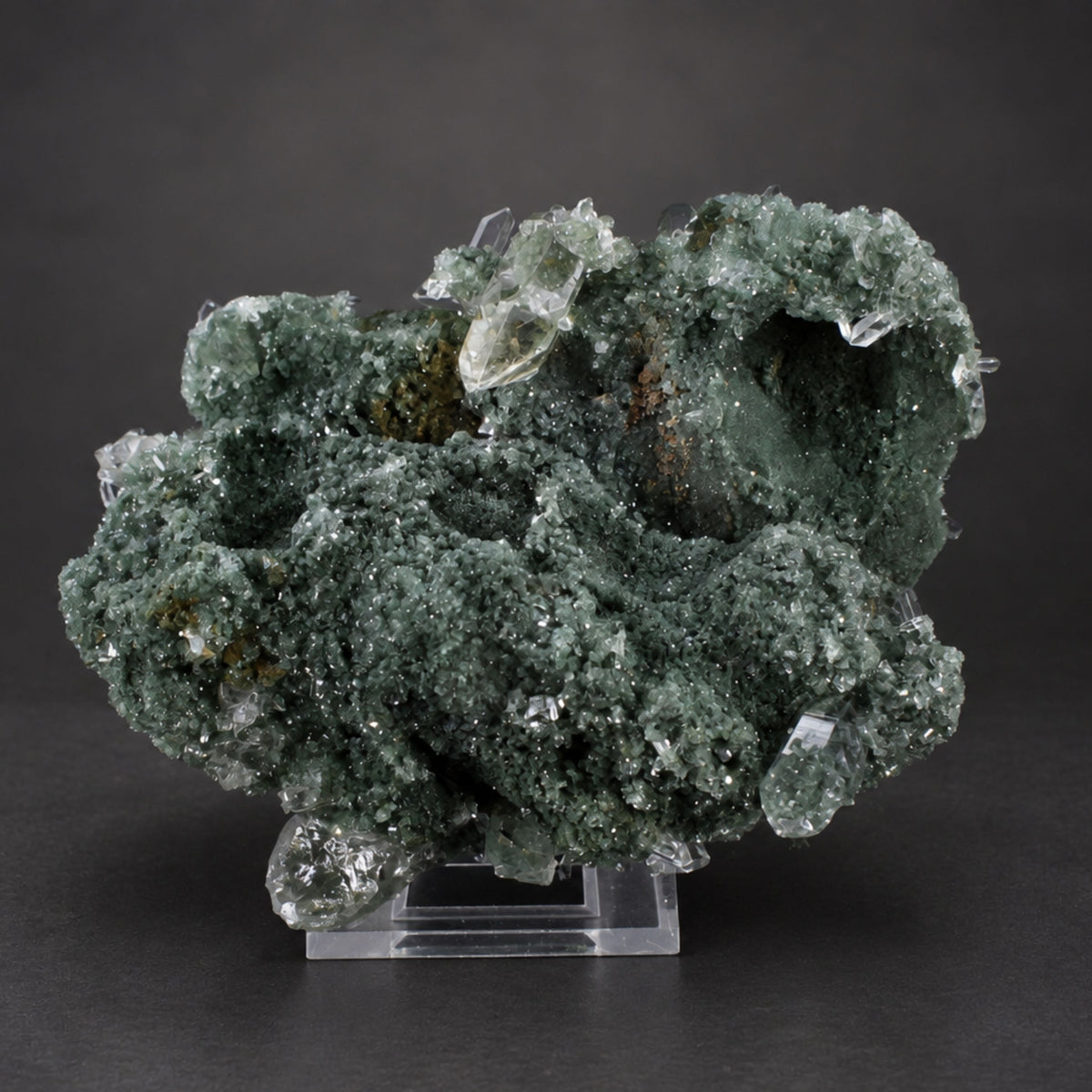Natural Chlorite Quartz Crystal Cluster  17 × 13 × 8 cm 920 g