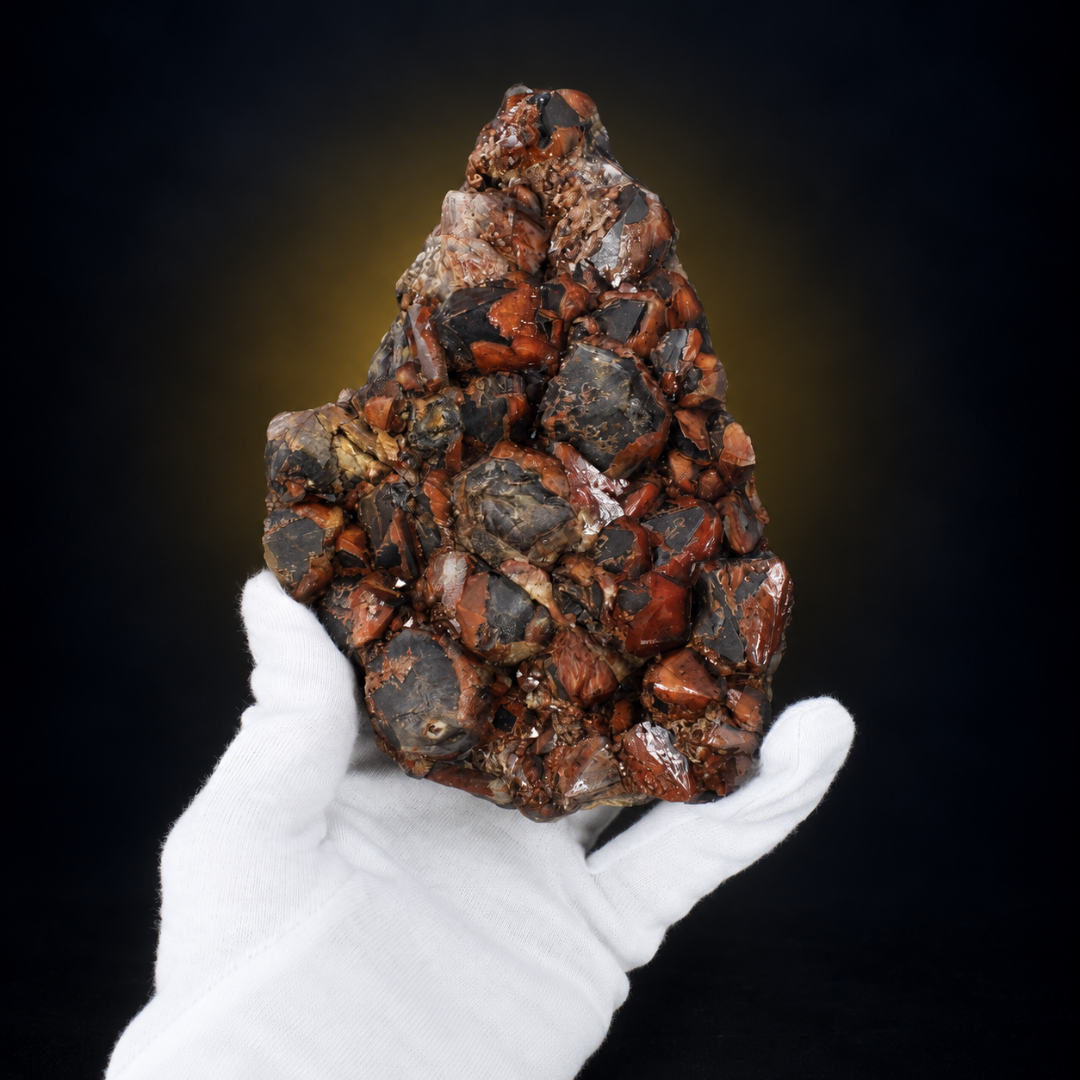 Amethyst and Hematite specimen — India, 940 g.