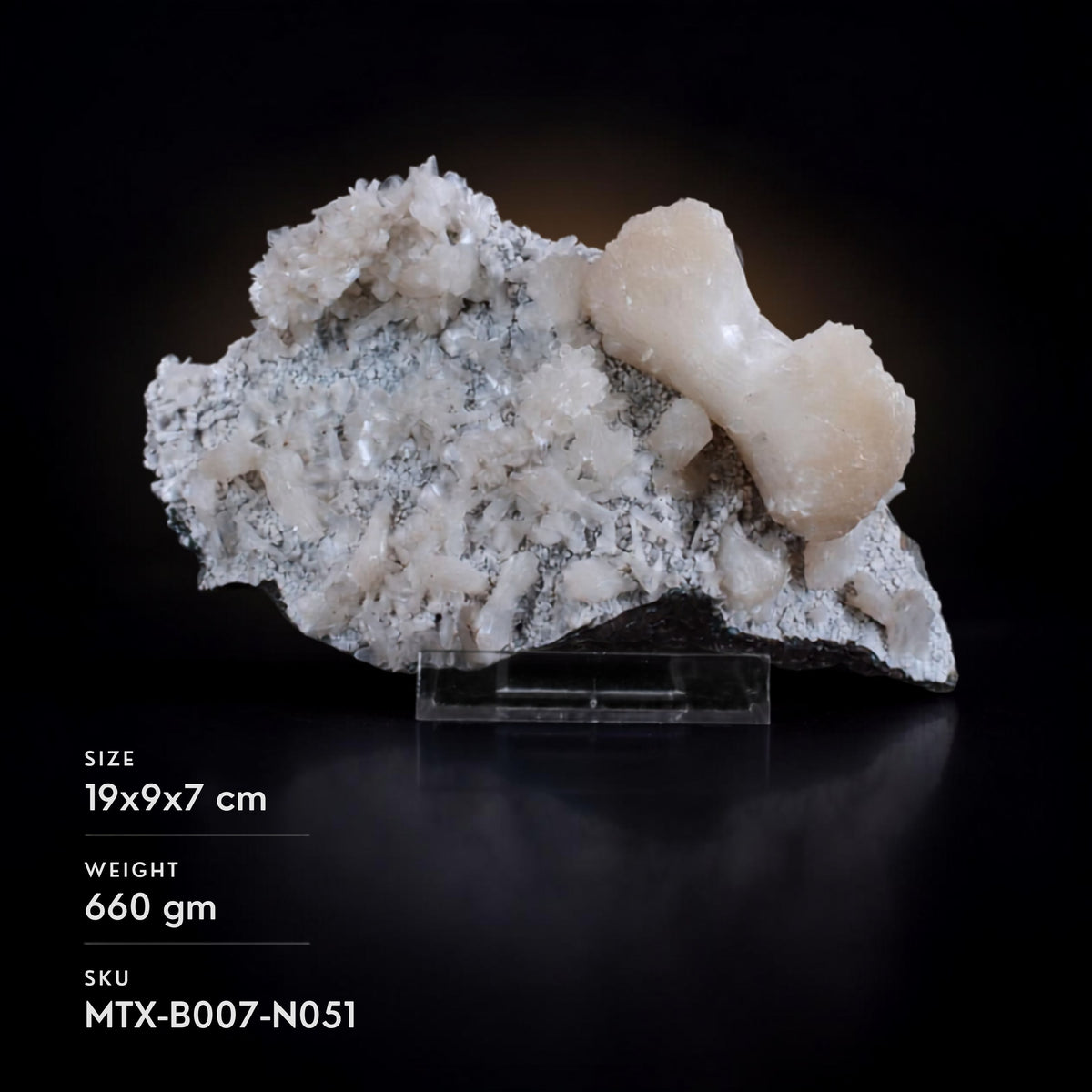 Stilbite with Heulandite · 660 g · Approx. 19 × 9 × 7 cm