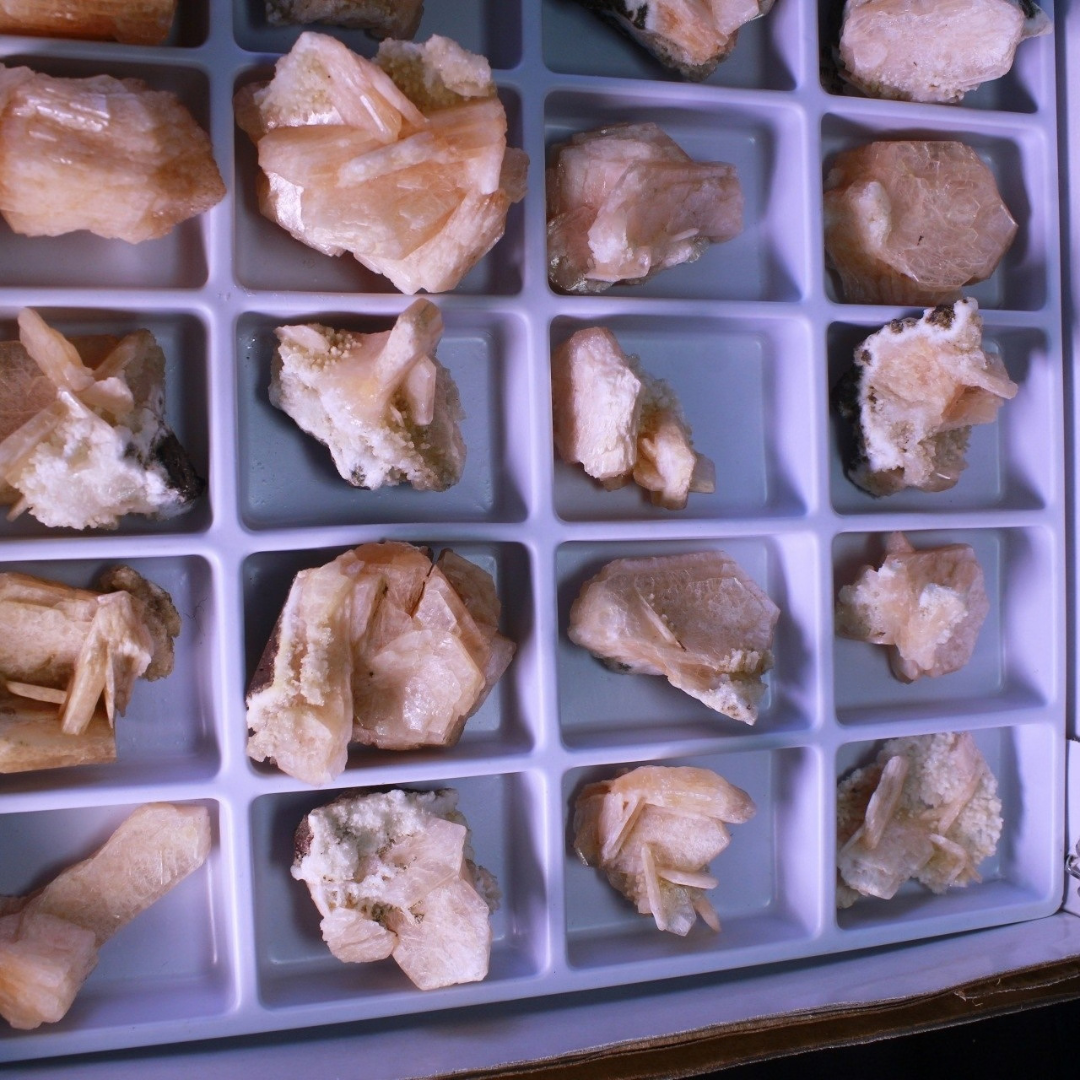 Natural Orange Stilbite &amp; Heulandite Crystal Lot – 32 Pieces from India