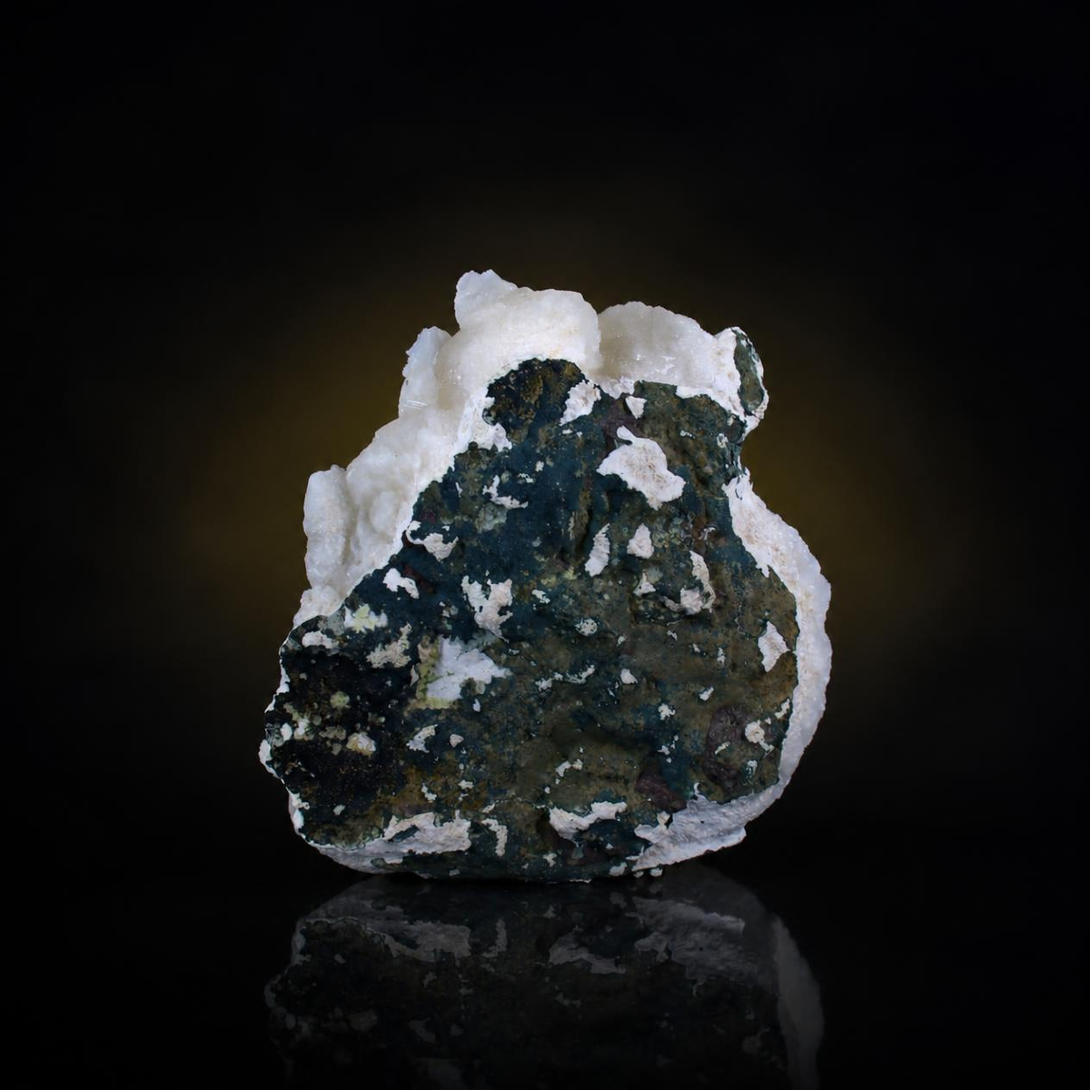 Stilbite with Heulandite – Natural Mineral Specimen