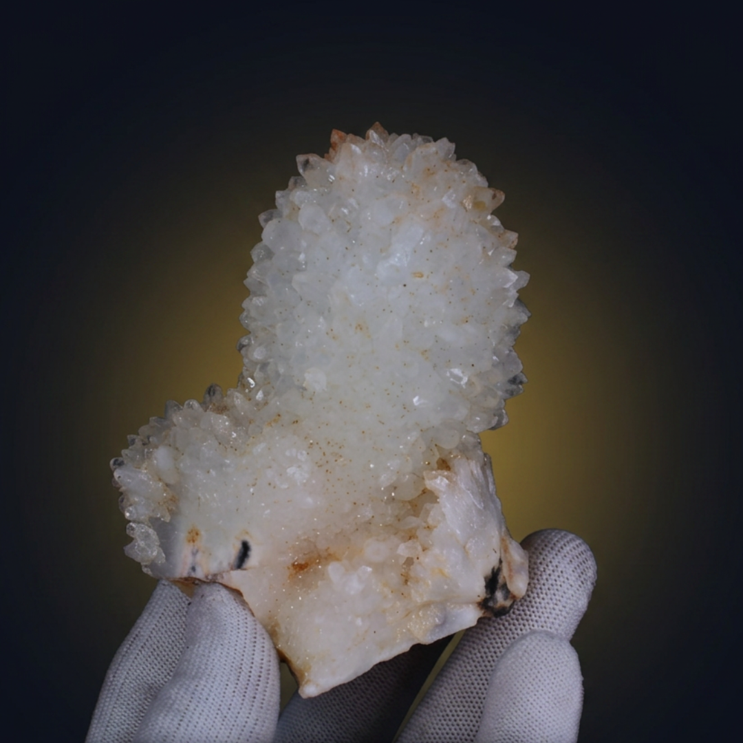 Quartz specimen — India, 380 g.