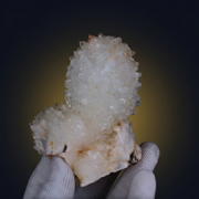 Quartz specimen — India, 380 g.