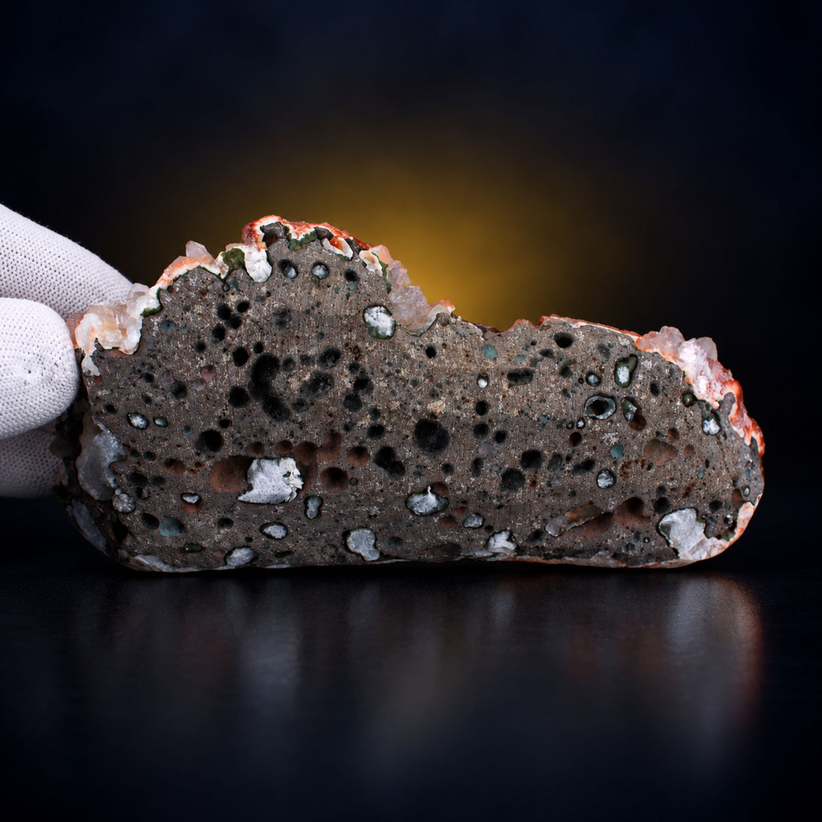 Apophyllite with Stilbite on Druzy Bladed Formation · 350 g · 15 × 8 × 5 cm