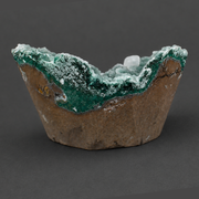 Chalcedony specimen — India, 550 g.