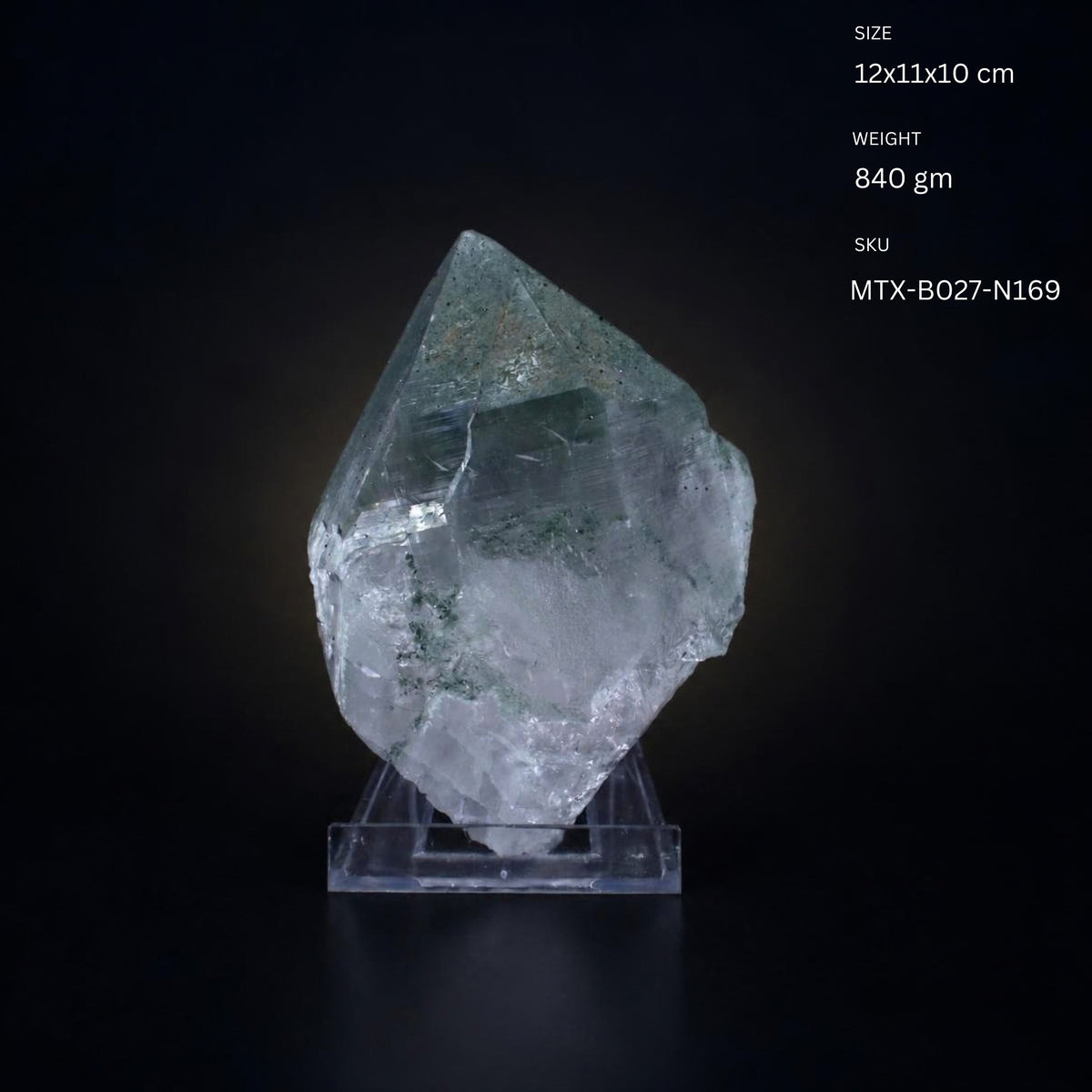 Natural Green Himalayan Quartz Mineral Specimen 12 × 11 × 10 cm 840 g