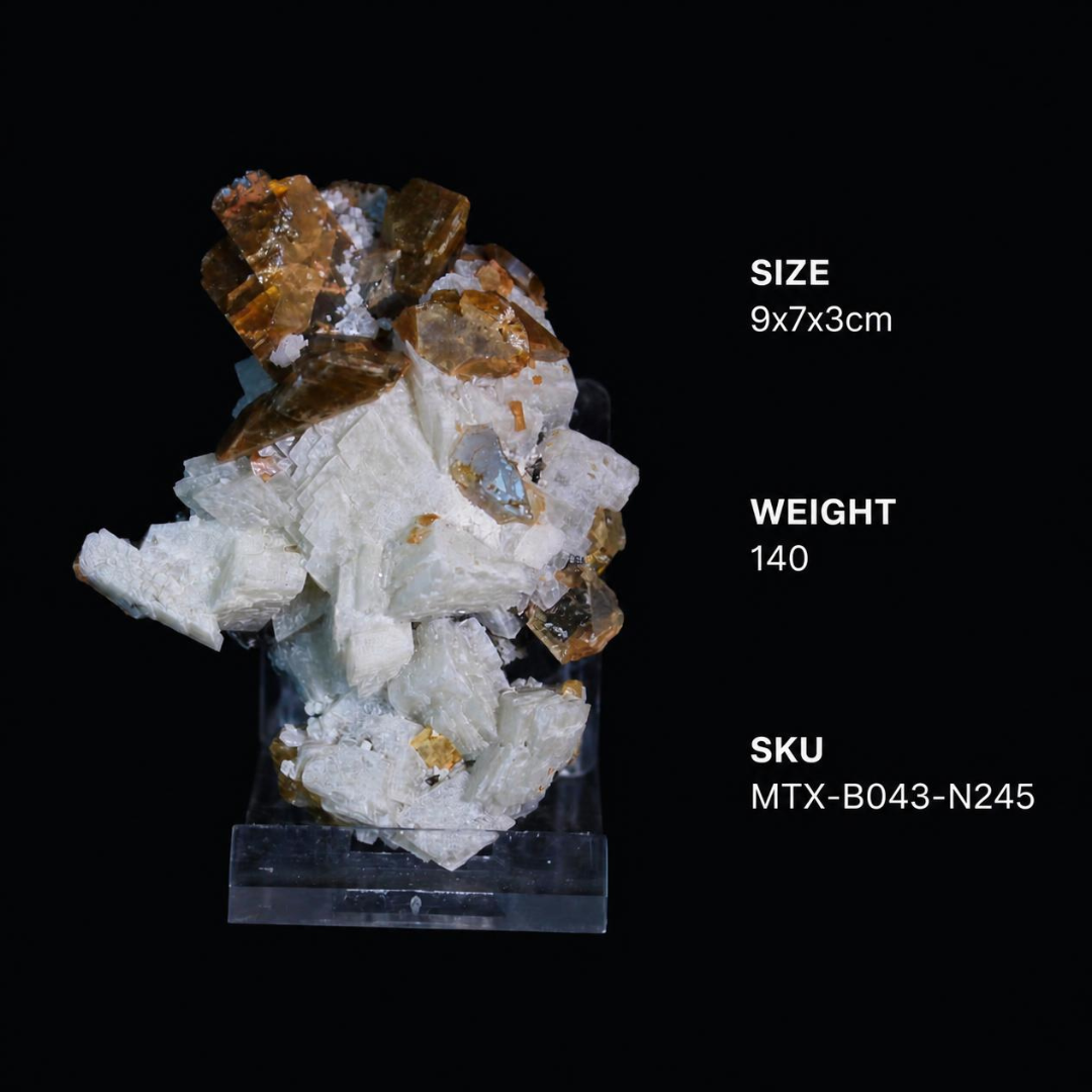 Heulandite specimen — India, 140 g.
