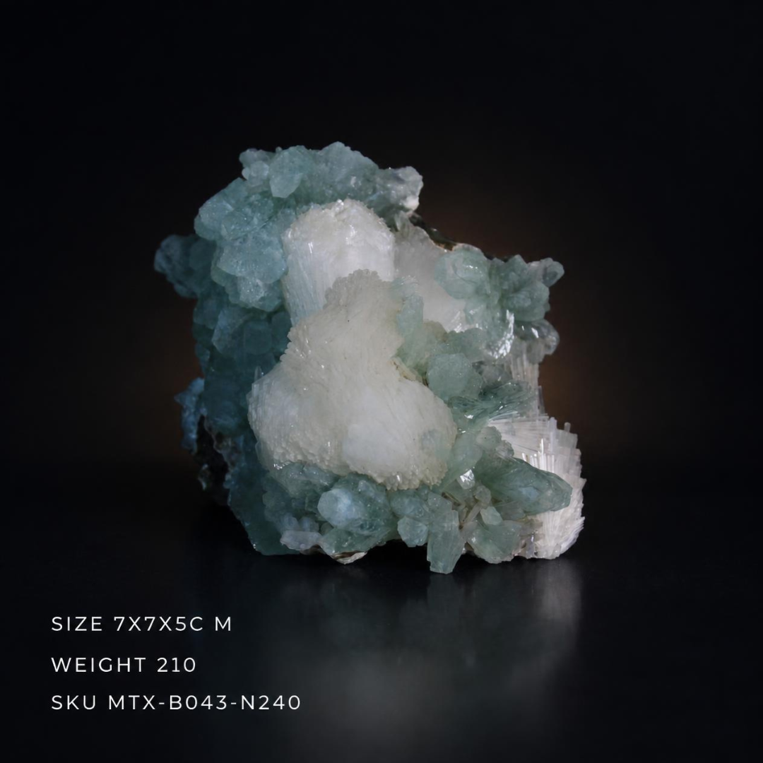 Apophyllite and Stilbite and Heulandite specimen — India, 210 g.