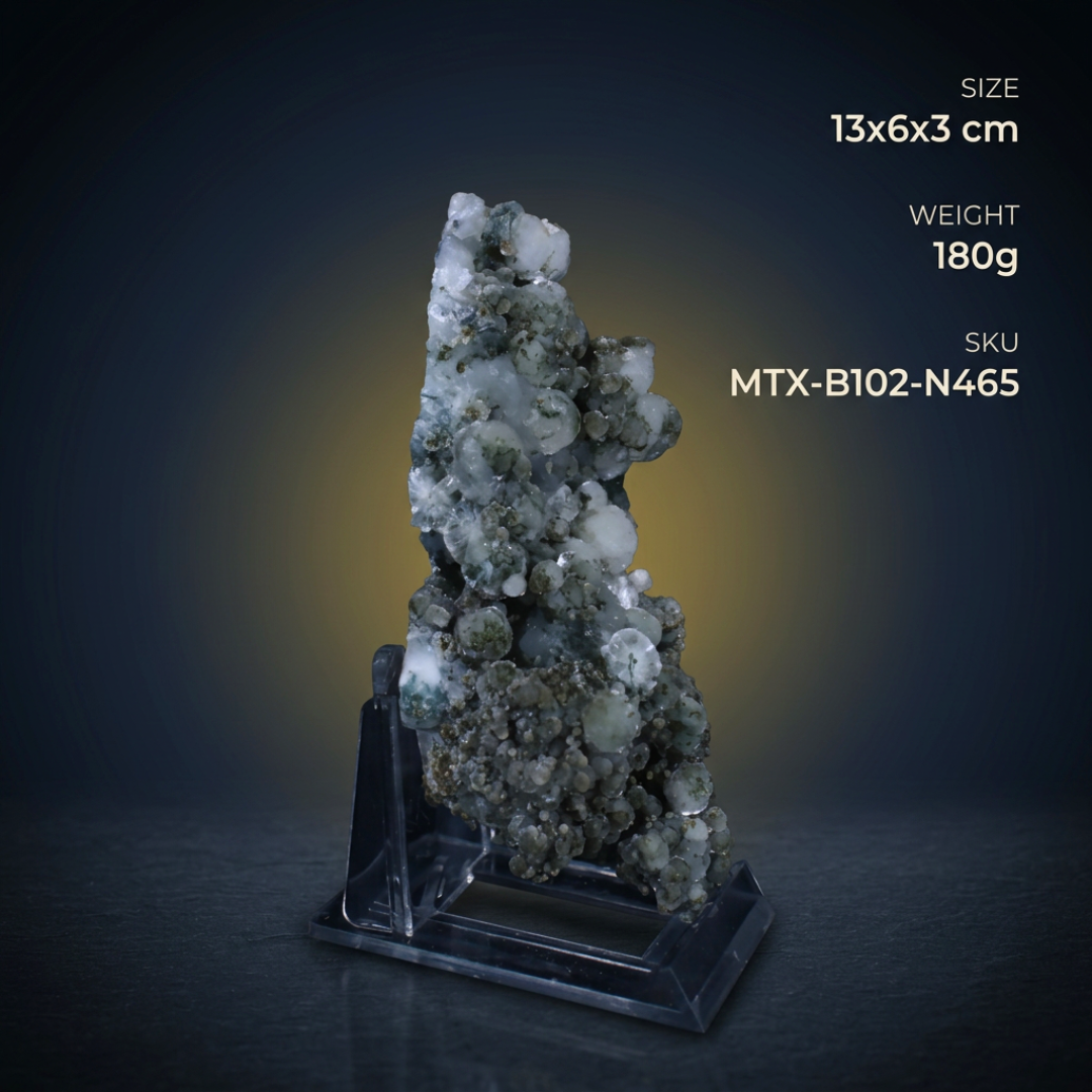 Prehnite specimen — India, 180 g.