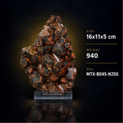 Amethyst and Hematite specimen — India, 940 g.