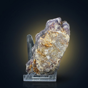 Red Amethyst with Hematite — “Alien” Formation · 600 g · 12 × 7 × 5 cm · India