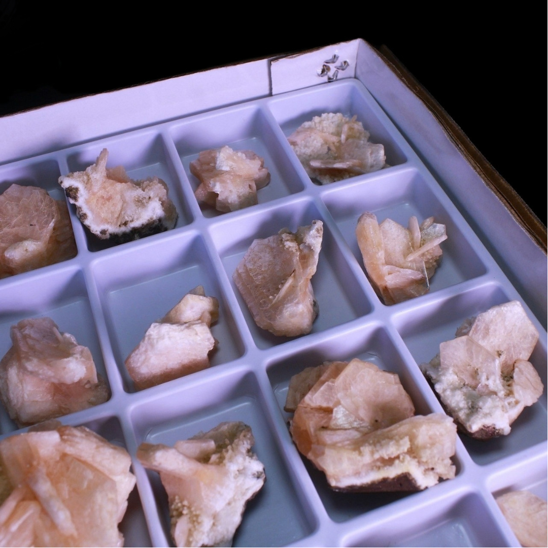 Natural Orange Stilbite &amp; Heulandite Crystal Lot – 32 Pieces from India