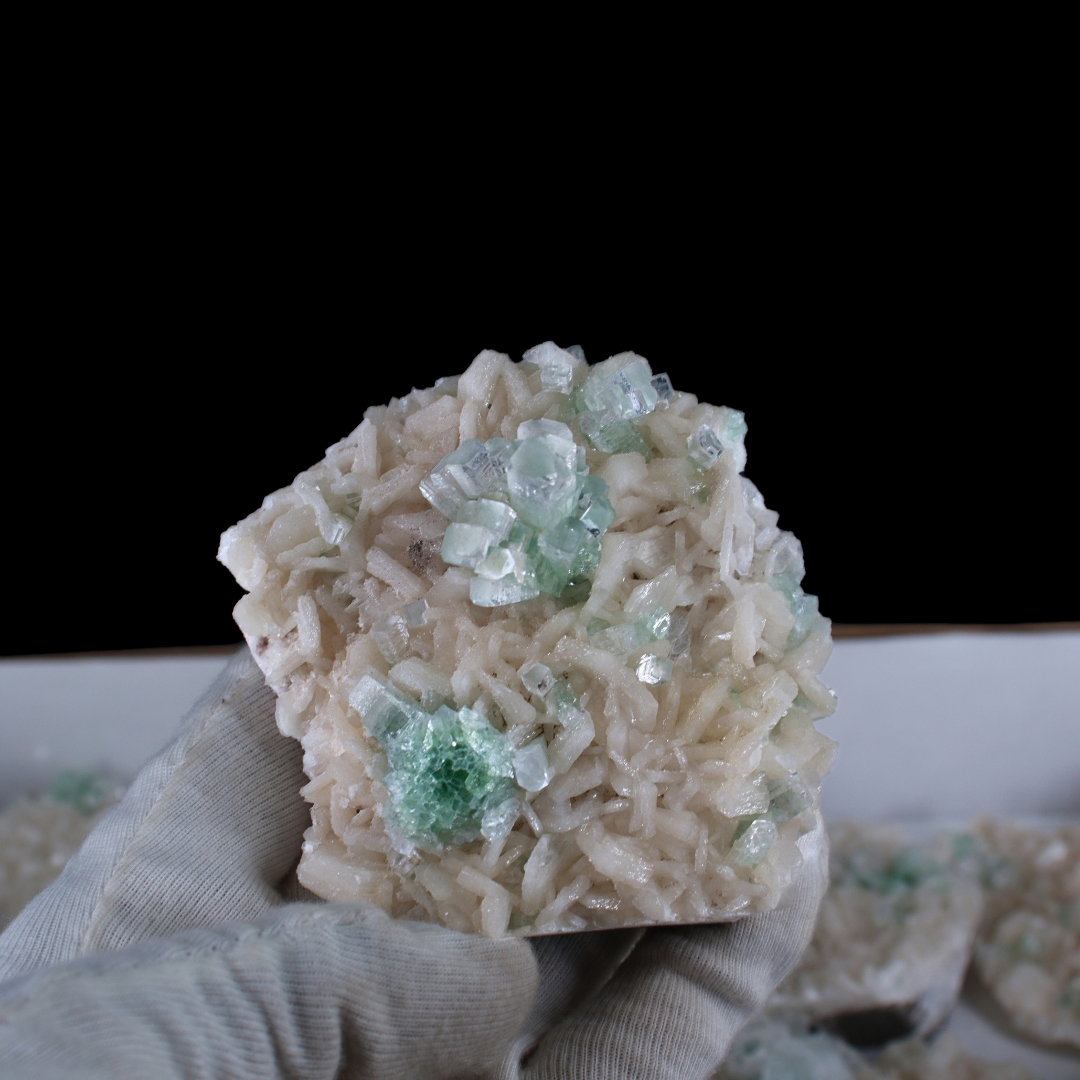 Natural Green Apophyllite with Stilbite &amp; Heulandite Crystal Lot – 13 PCS – Mineral Specimens from India